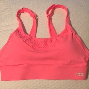 NWOT - Lorna Jane sports bra - Medium. Never worn.